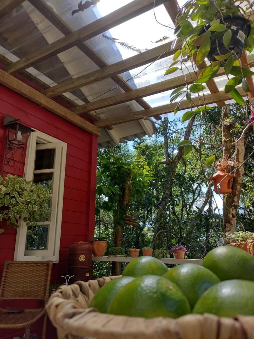 A Cabana Vermelha - Serra da Graciosa Chalet in State of Paraná