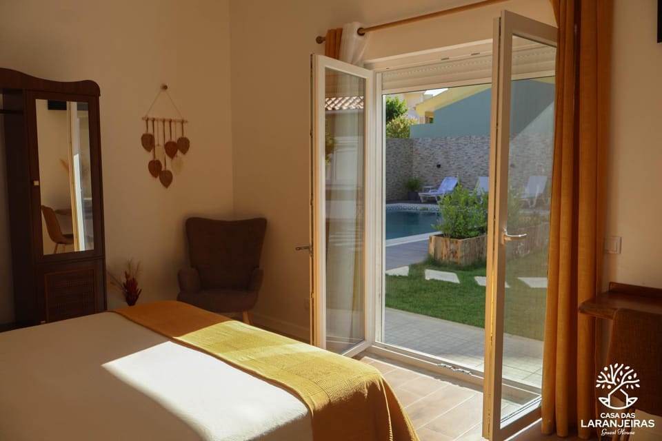 Bedroom, Pool view