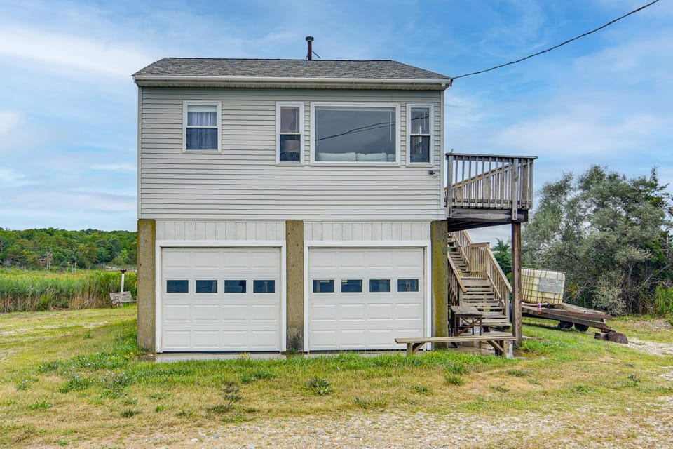 Ocean-View Mattapoisett Home on Private Beach! House in Fairhaven