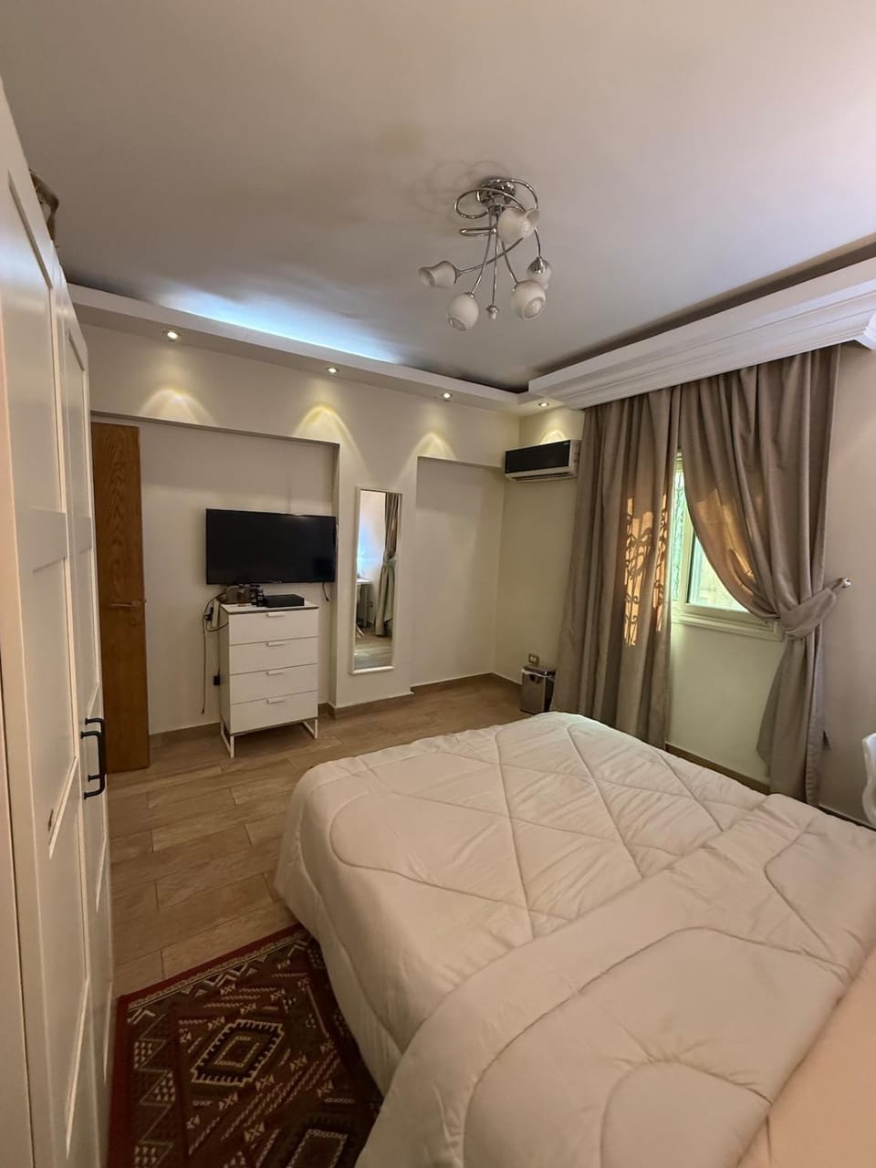 شقة فندقية مدينه نصر بالقرب من مديكال سنتر Apartment in New Cairo City