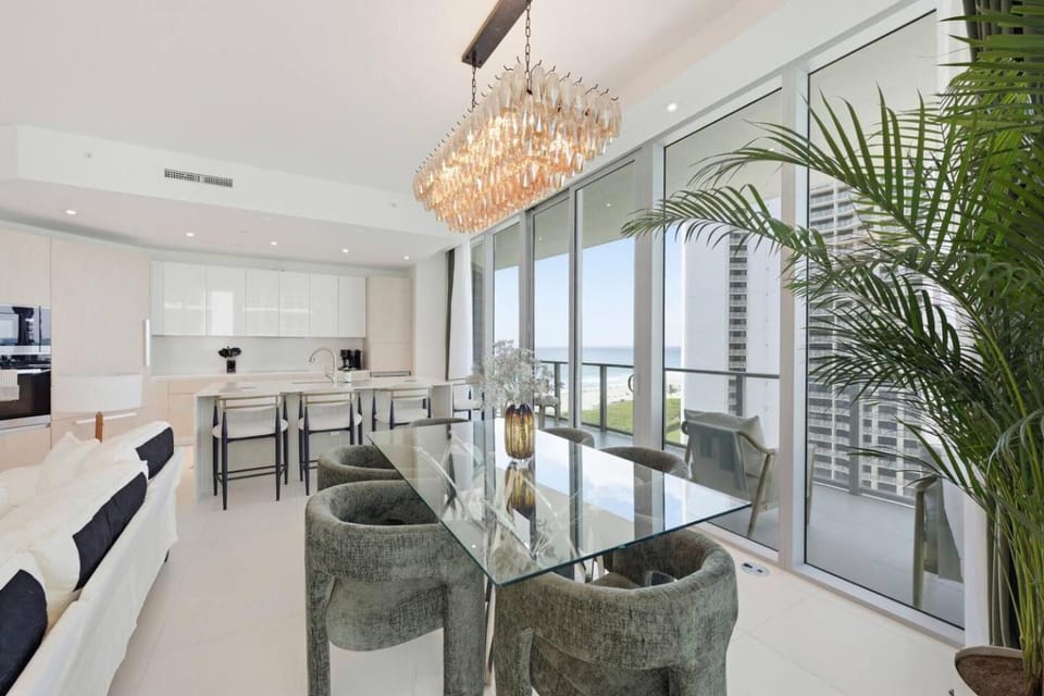 2BR Luxury Ocean View Retreat at Amrit Resort Apartment in Riviera Beach