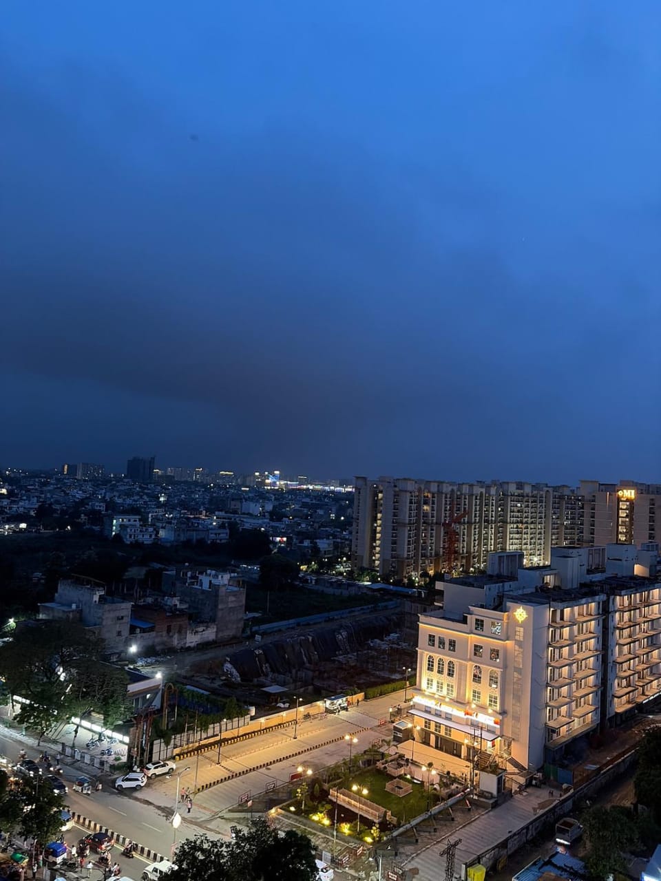 Height Stays Cozy, private stays for everyone Apartment in Lucknow