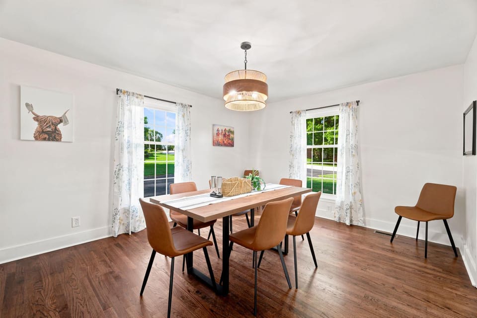 Haven of the Bluegrass- Bourbon Trail Getaway House in Shelbyville