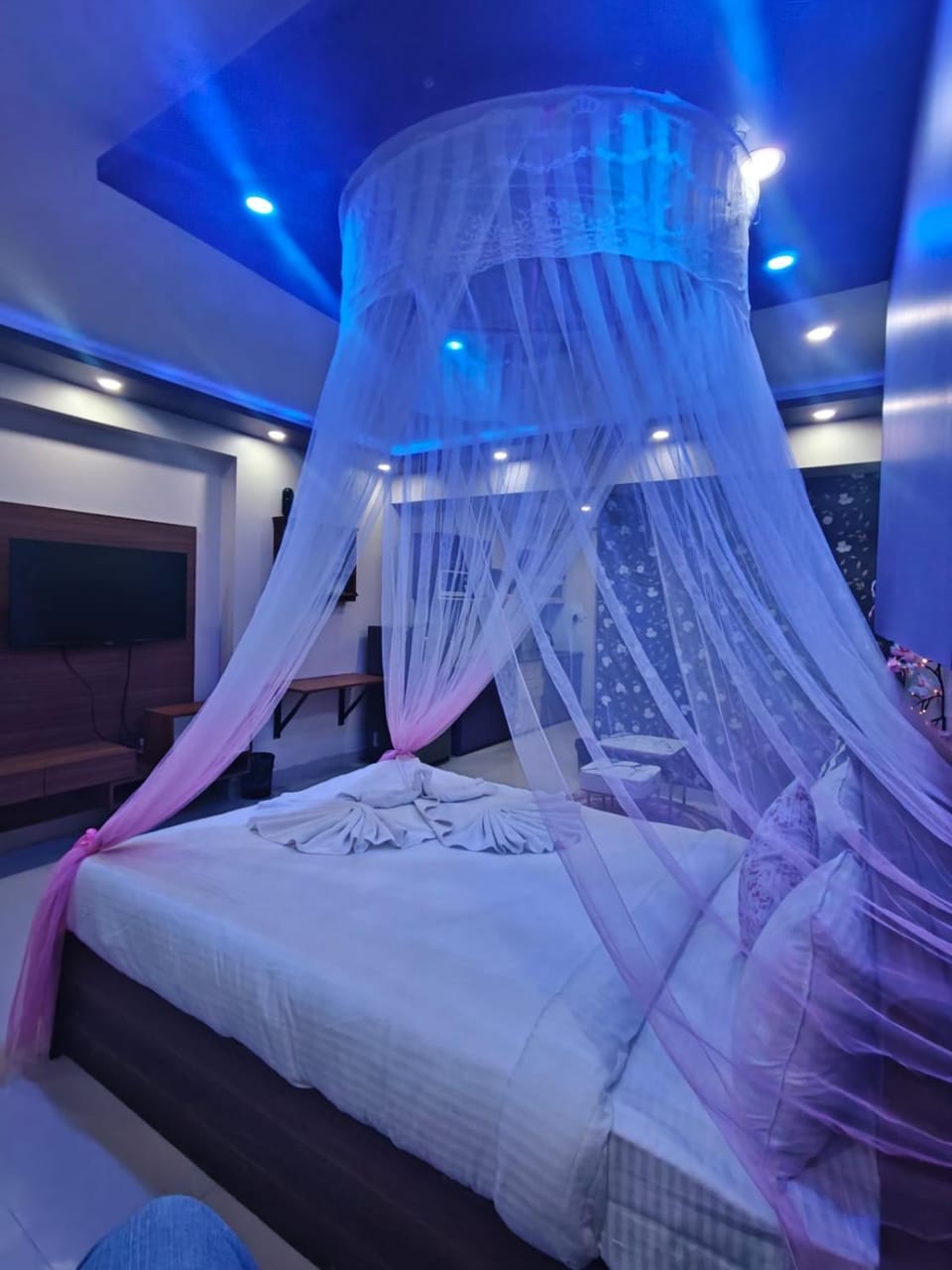 Premium stay in Rajarhat Xanadu Studio Suite 330 Apartment in Kolkata