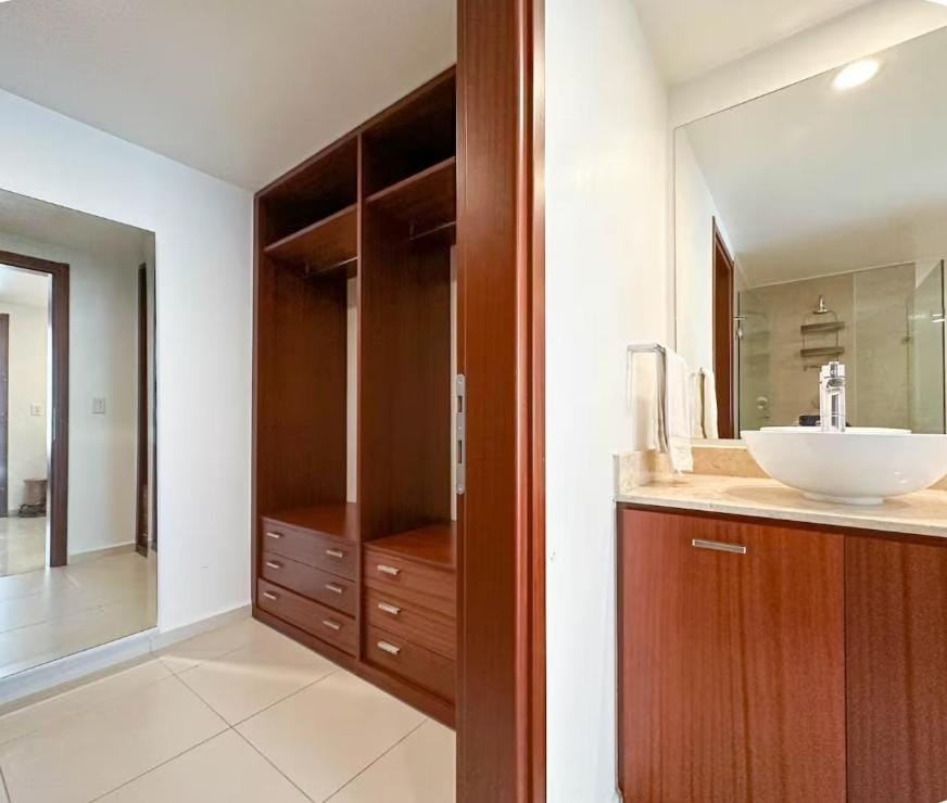 Bathroom, wardrobe