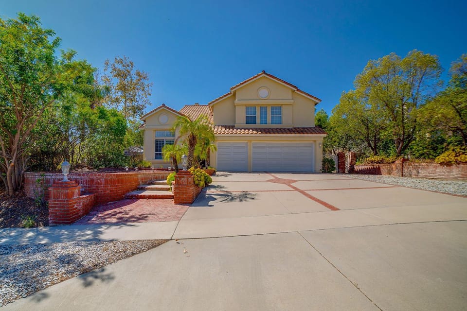 Private Yard, Patio! Spacious Corona Extended Stay House in Corona