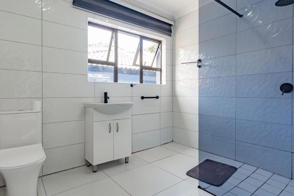 Guest House Bed and Breakfast in Roodepoort