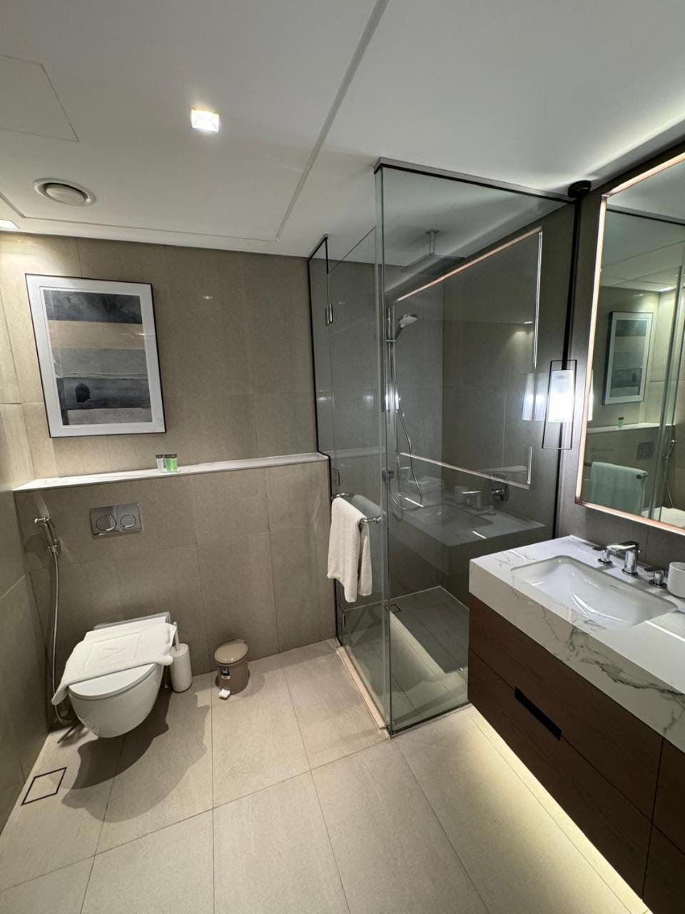 3 Bedrooms Sea view Oscar apartment in Address Beach Resort Fujairah A Apartment in Sharjah