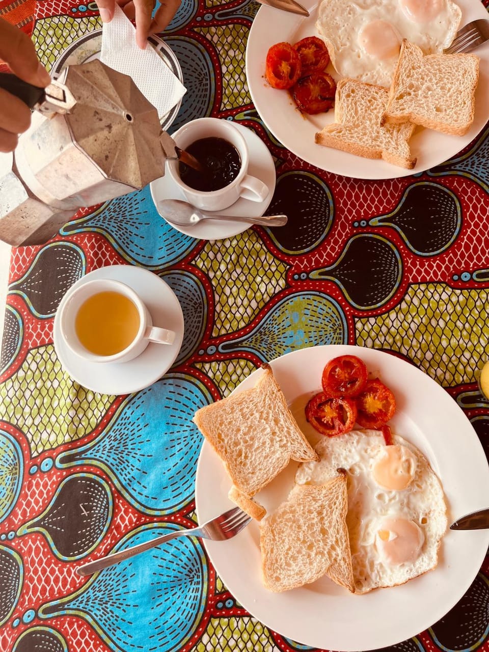 Kitchen or kitchenette, Breakfast