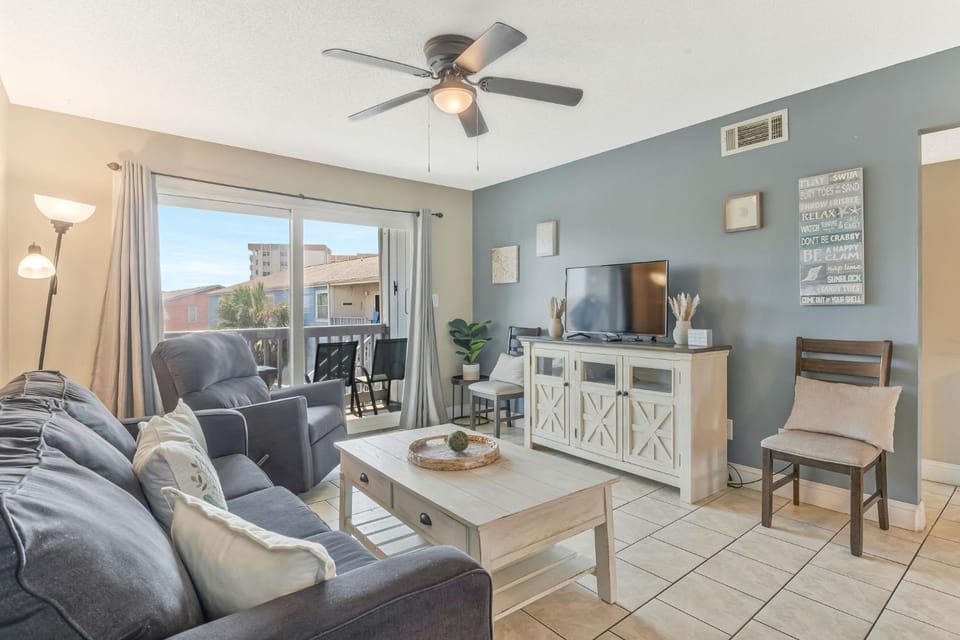 Pensacola Beach Condo Sleeps 8 Pool & Beach House in Pensacola Beach