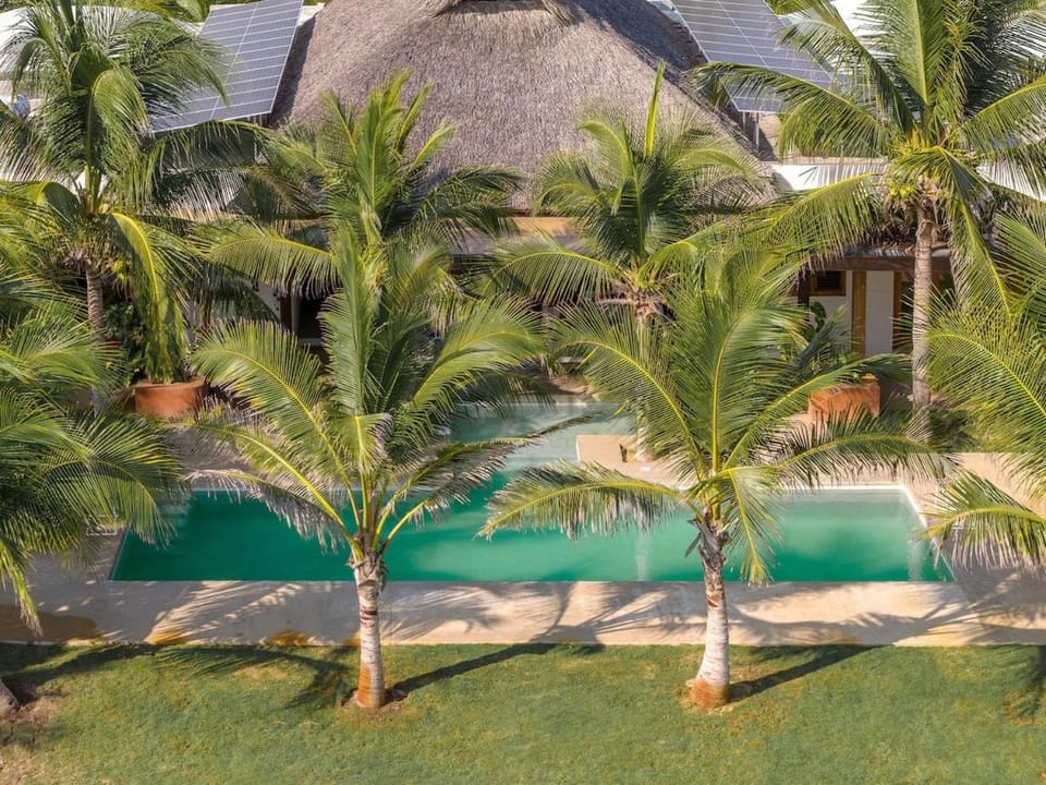 Ventana al Paraíso Oceanfront Villa, 6 Rooms Villa in State of Oaxaca
