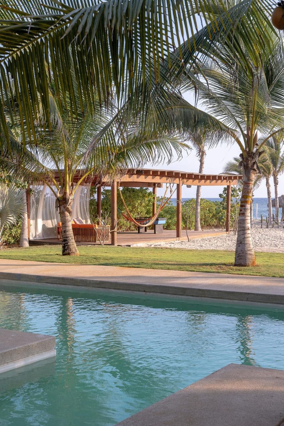 Ventana al Paraíso Oceanfront Villa, 6 Rooms Villa in State of Oaxaca