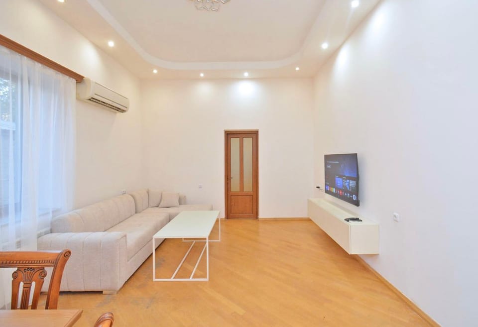 Opera House Apartment in Yerevan