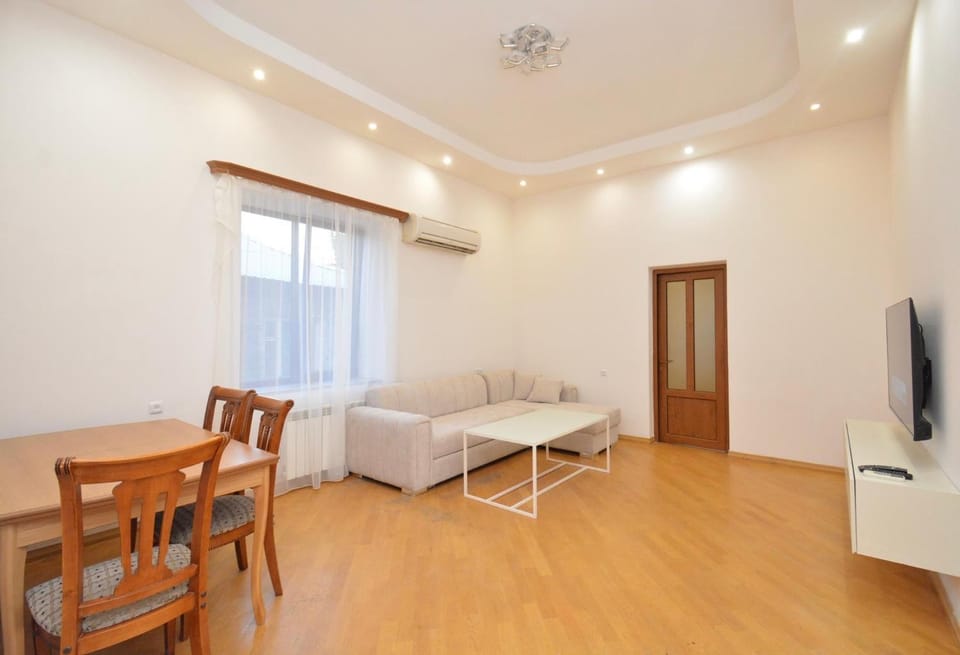 Opera House Apartment in Yerevan