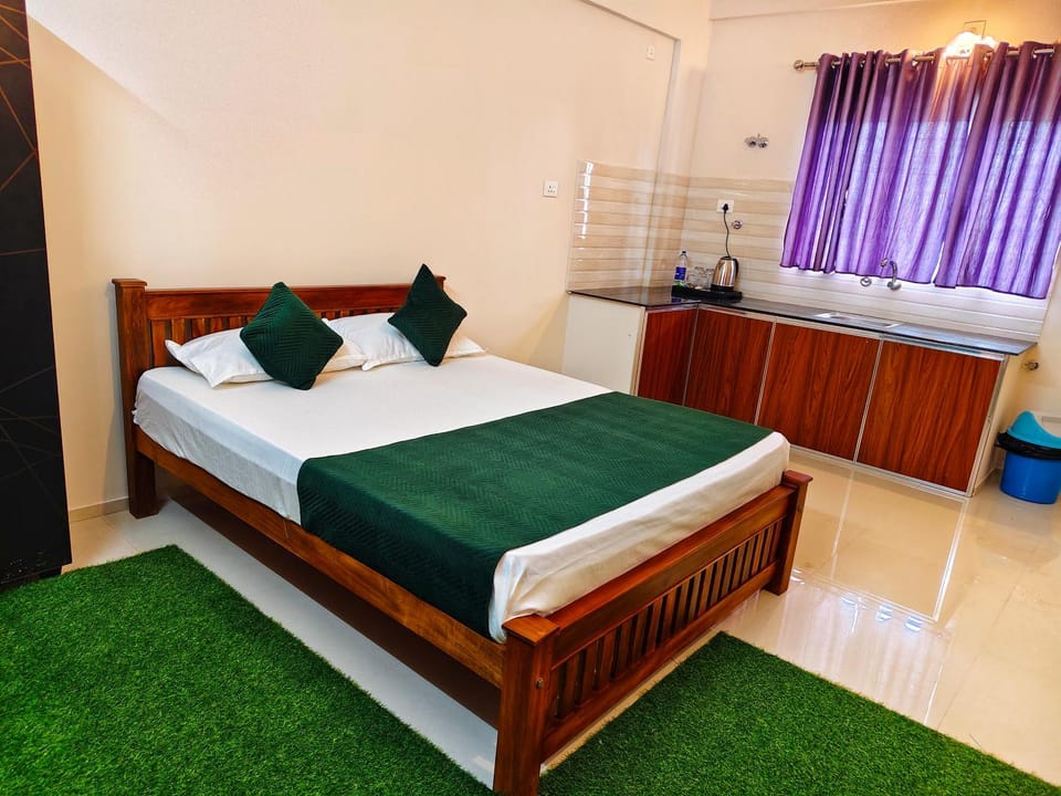Sree krishna Nivas 150m to Guruvayur temple Apartment in Kerala