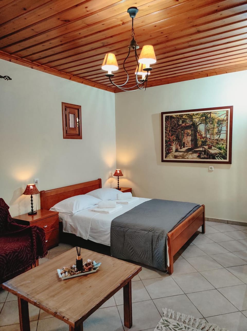 Η Πέτρινη Φωλιά Apartment in Greece