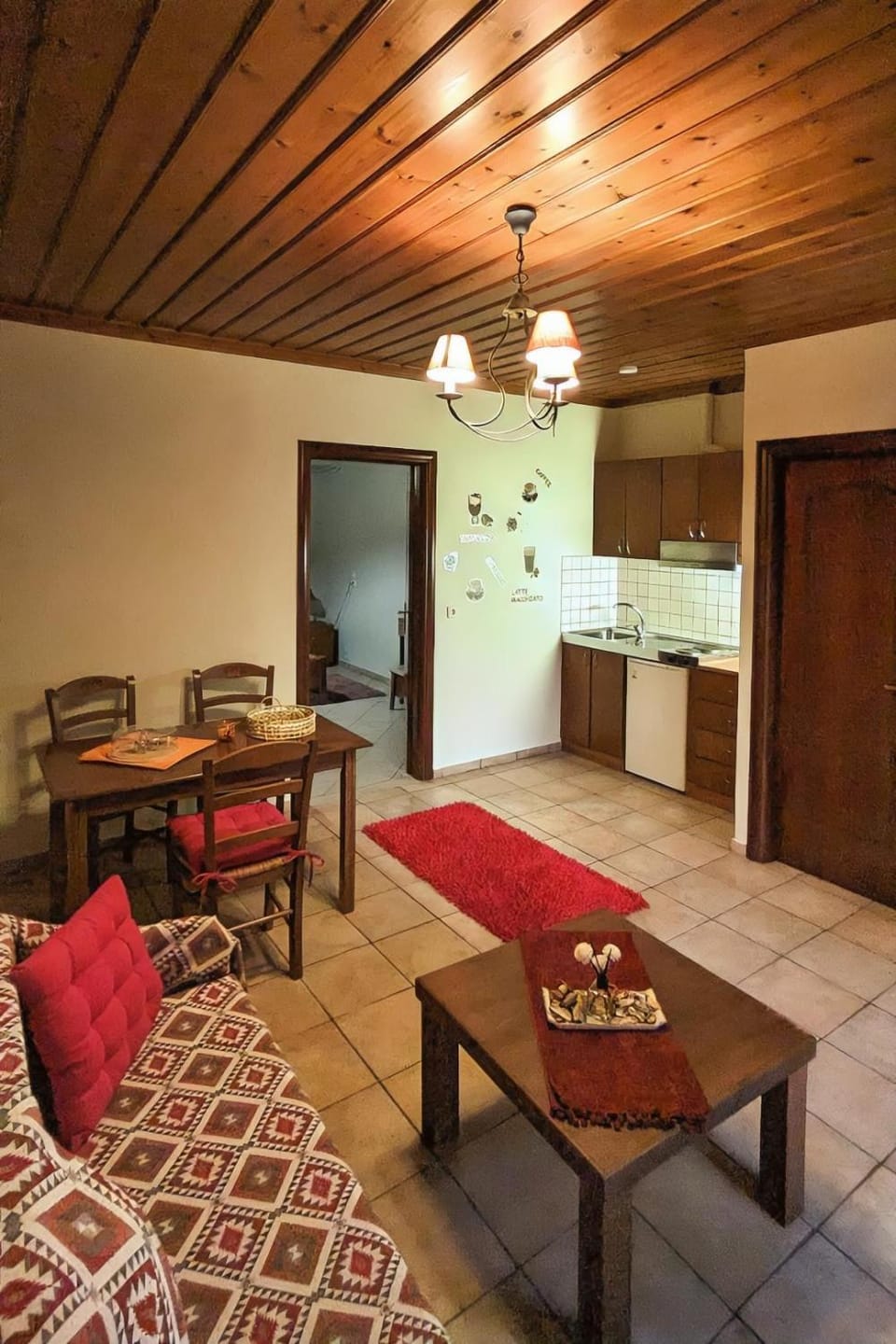 Η Πέτρινη Φωλιά Apartment in Greece