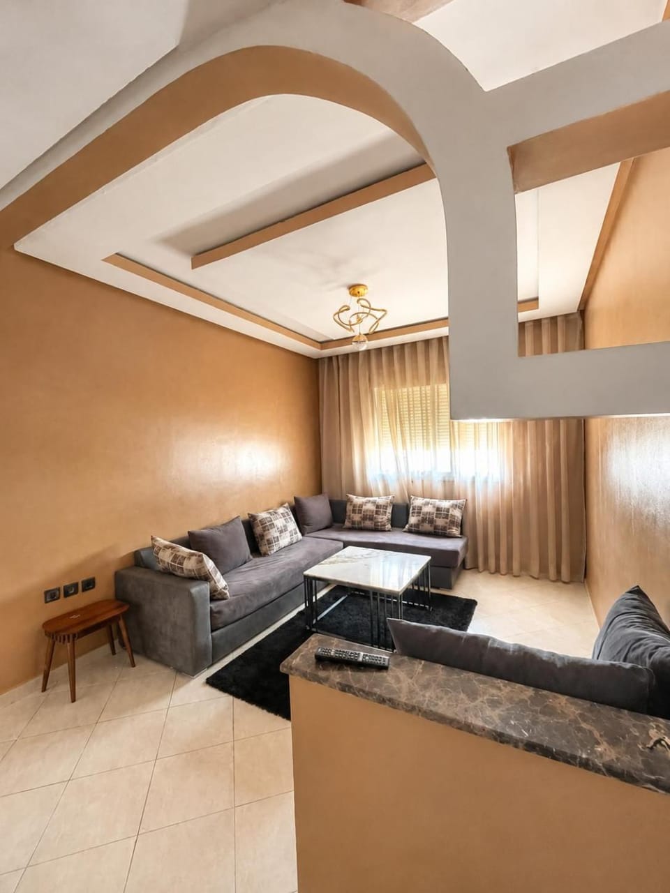 New Warm Moroccan Retreat Apartment in Agadir