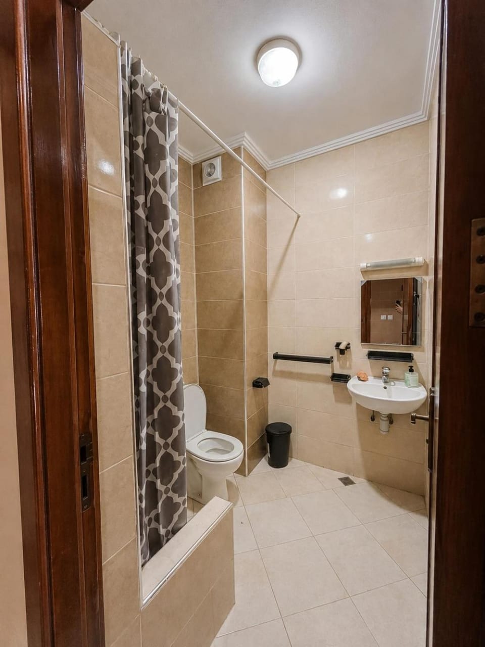 New Warm Moroccan Retreat Apartment in Agadir