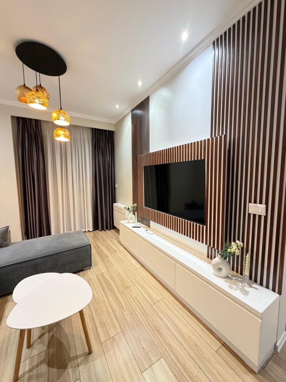 TV and multimedia, Living room, Seating area