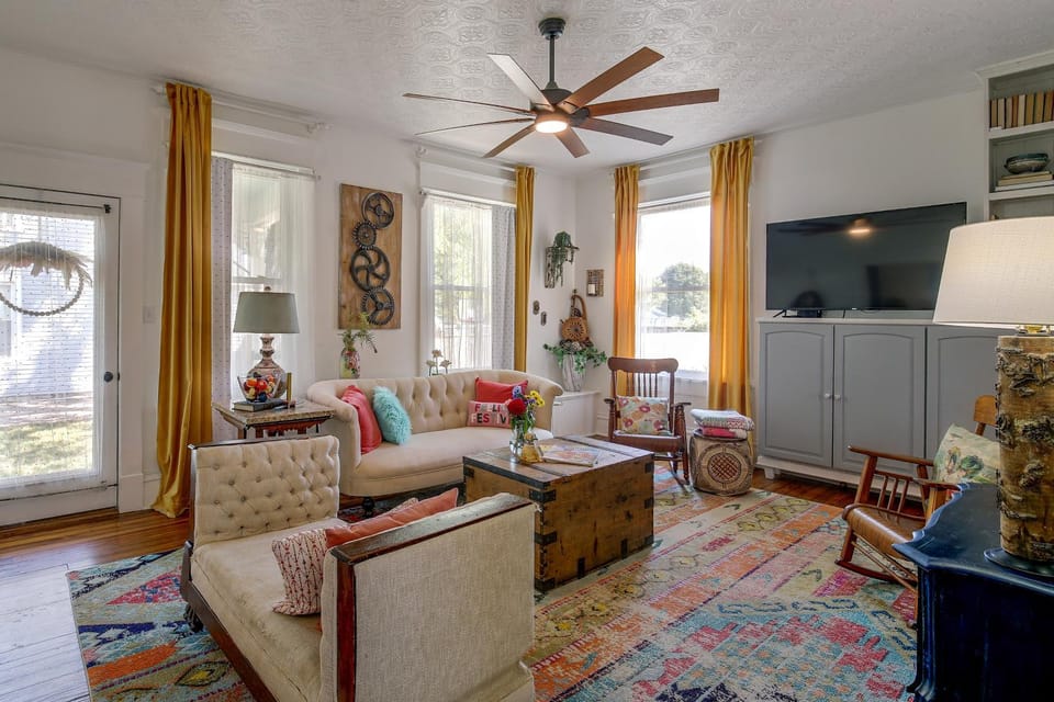 Shop, Dine, Explore Dtwn! Walkable Farmington Home House in Missouri