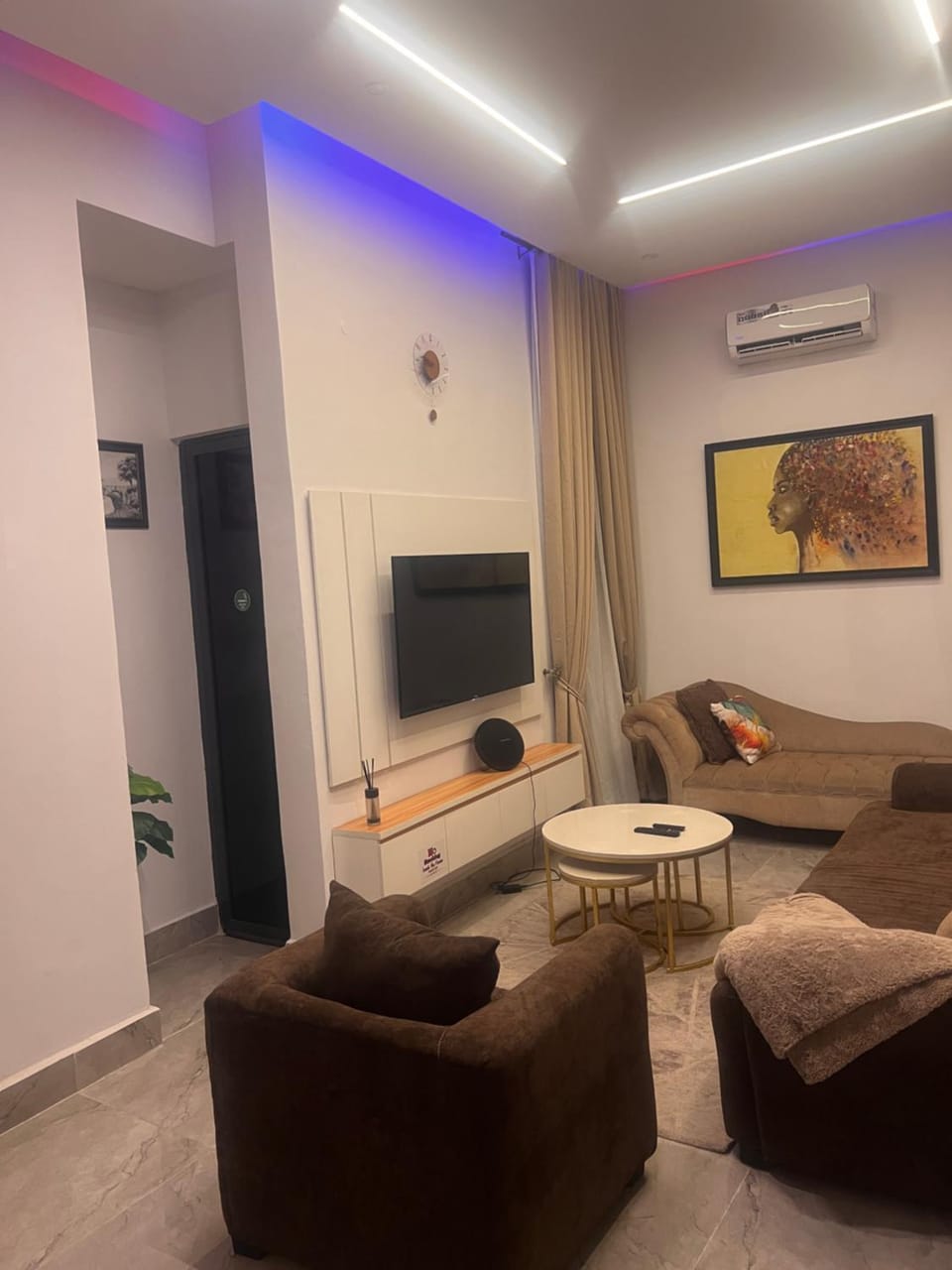 Citrine Studio 1 bedroom Apartments Ajah Lekki with gym WiFi Netflix Youtube Apartment in Lagos, Nigeria