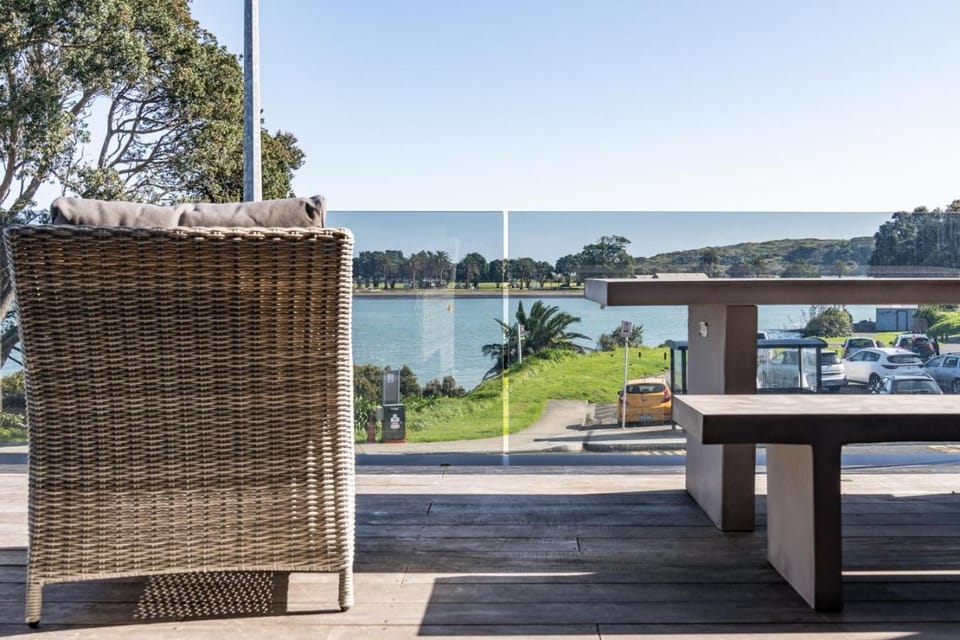 3 x Townhouses House in Raglan
