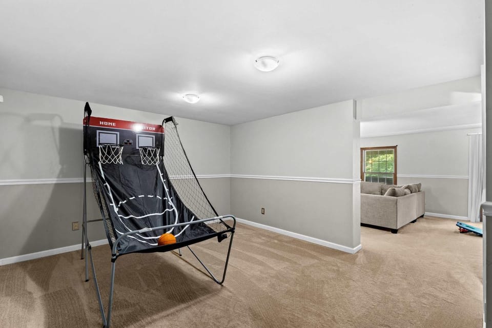 Relax & unwind at this home ABODEbucks House in St. Peters