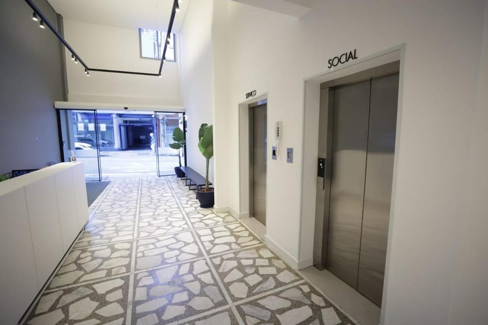 Loft Urbano 10 min CentroSul, ao lado da Catedral Apartment in Florianopolis