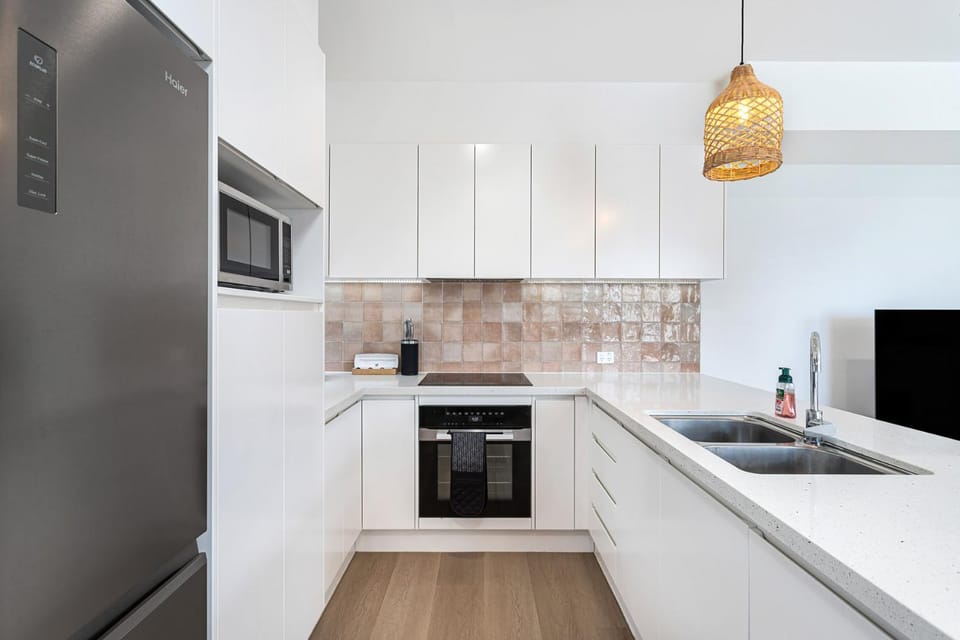 dishwasher, oven, toaster
