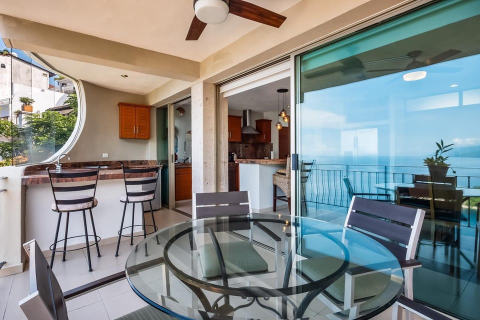Ocean-view 2BR Casa Luna in Puerto Vallarta Apartment in Mismaloya