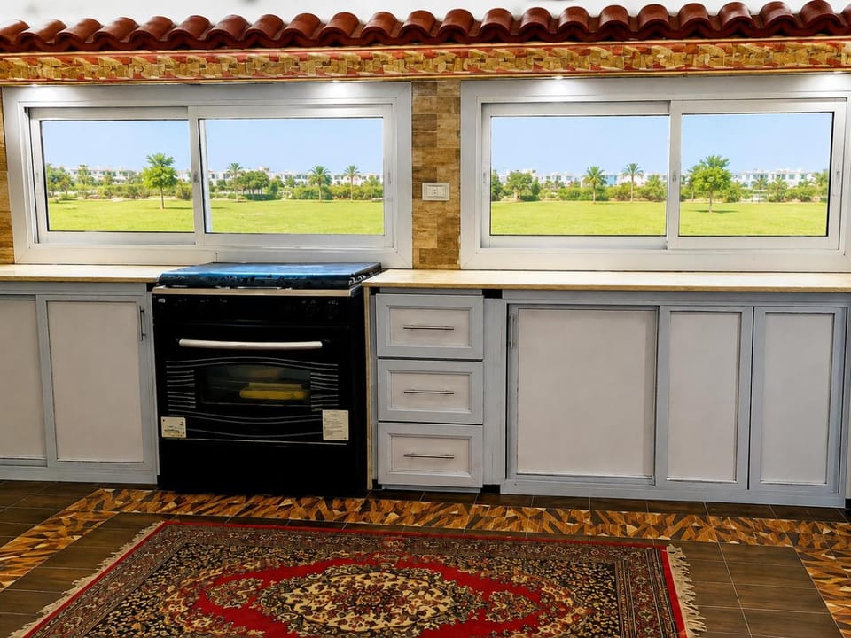 Apartment within a villa شقه بإطلاله بانوراميه علي حدائق داخل فيلا Villa in Luxor