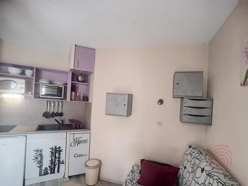 Studio avec balcon, animaux admis - 2 pers. - FR-1-451-232 Apartment in Occitanie