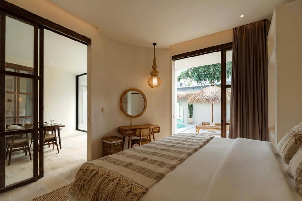 Villa Sara Anna IV - Peaceful Modern Mediteranean Villa in North Kuta