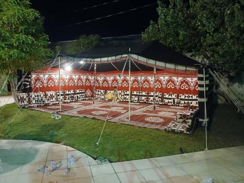 خيام إقامة فاخره في الريف المصري Campground/ 
RV Resort in Luxor