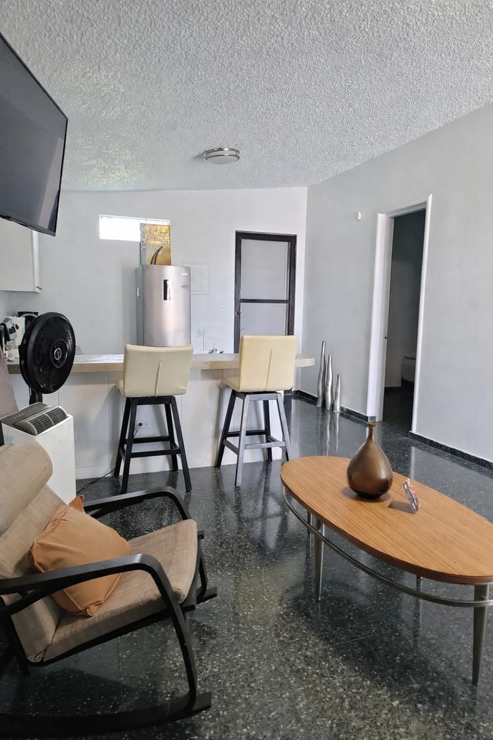 TV and multimedia, Living room, Dining area, internet