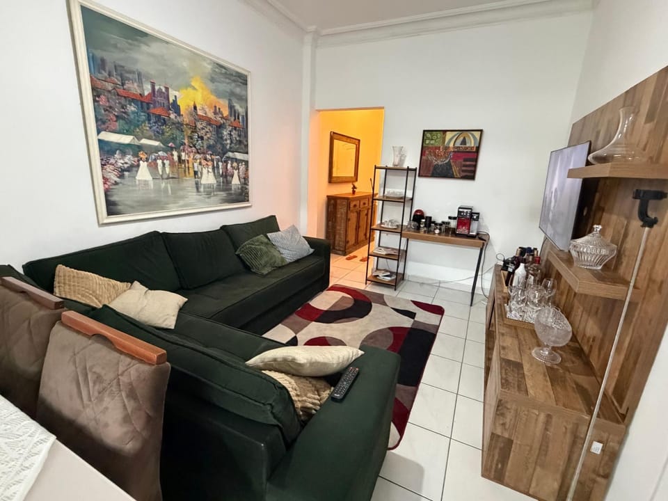 QUARTO AO LADO DA PRAIA 4 pessoas CHURRASQUEIRA -COBERTURA Vacation rental in Rio de Janeiro