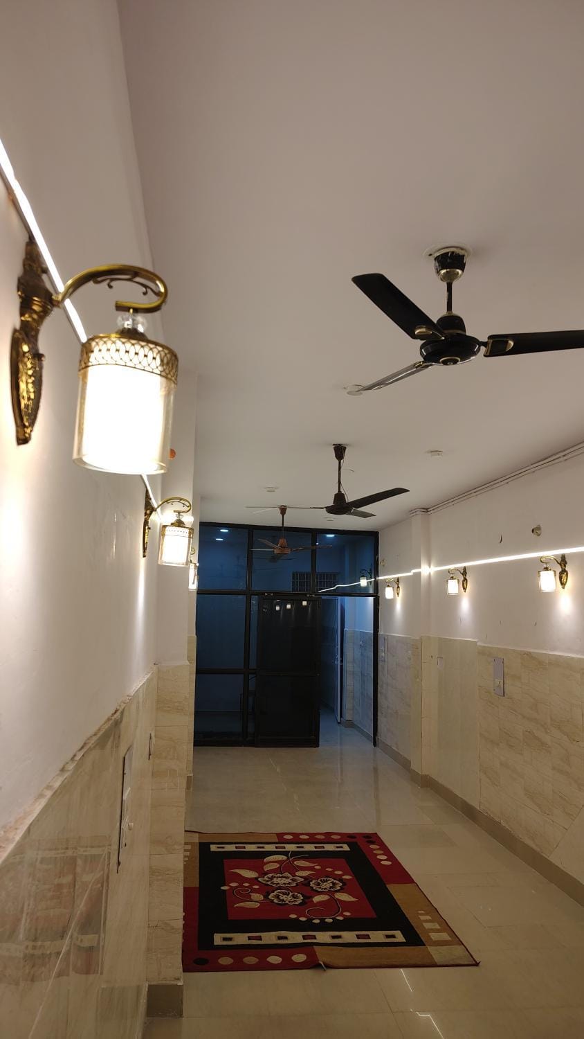 The custamisables- Party Place Apartment in Delhi