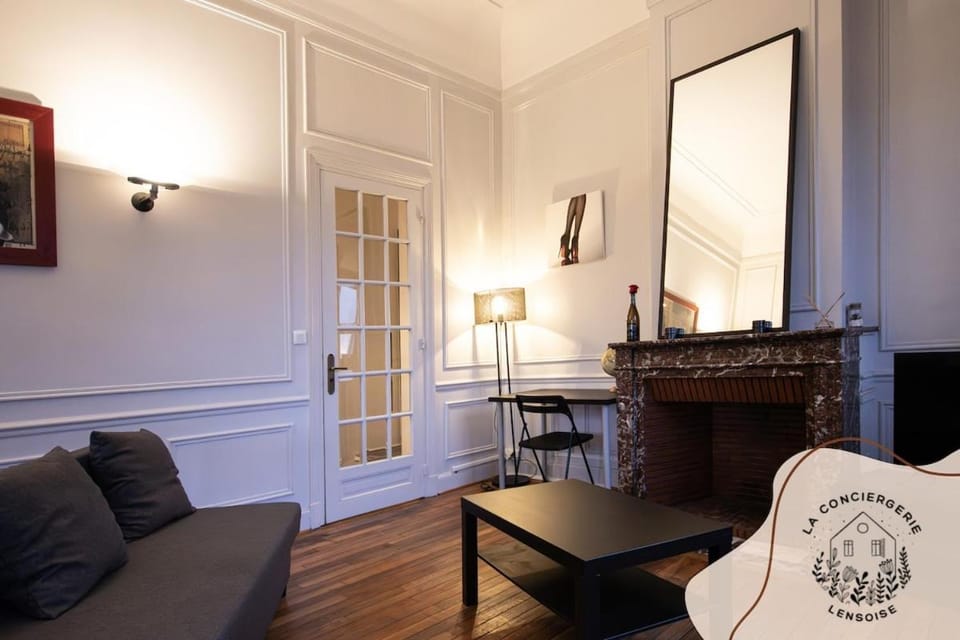 Centre Lens LOhana 4 pers pres Bollaert WiFi Apartment in Lens