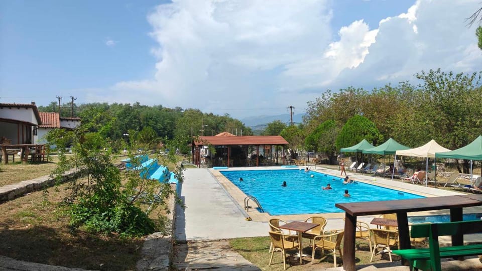 Iniochos guesthouse - pool bar Hotel in Decentralized Administration of Macedonia and Thrace