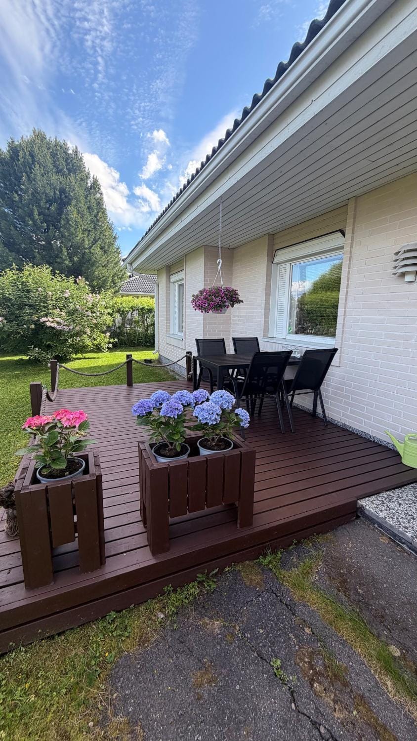 Property building, Patio