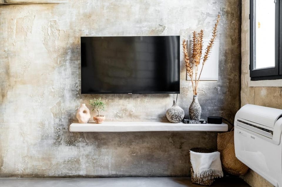 TV and multimedia