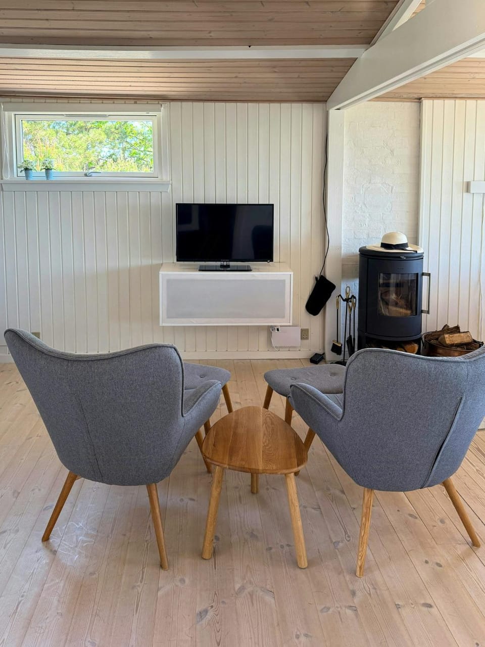 Summer house with fjord view at Rosnaes House in Zealand