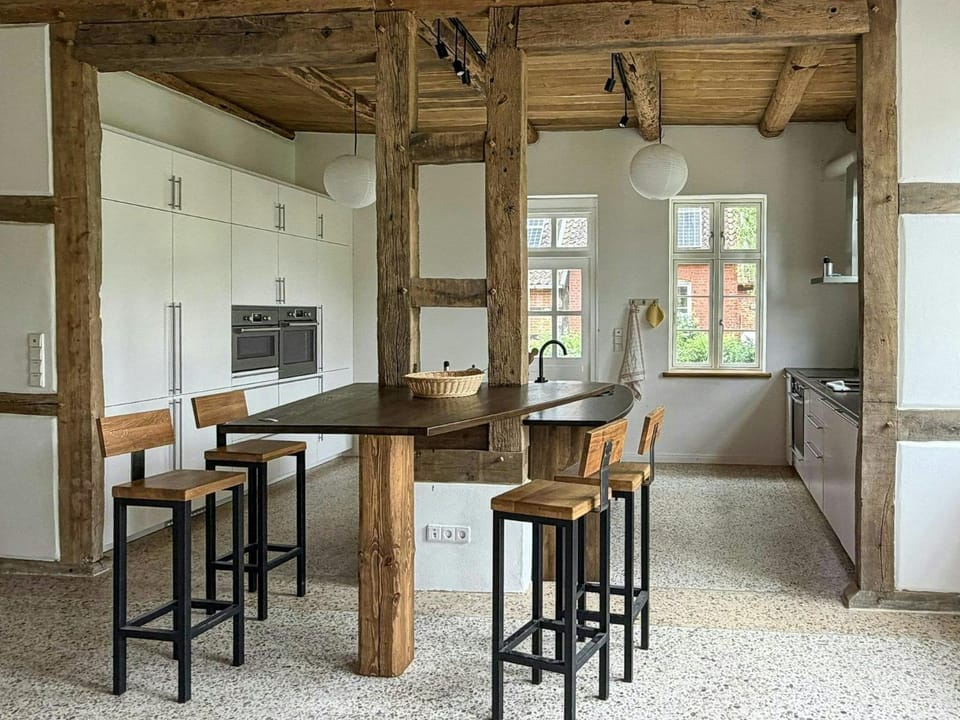 Old farmhouse with its own sports hall House in Heidekreis