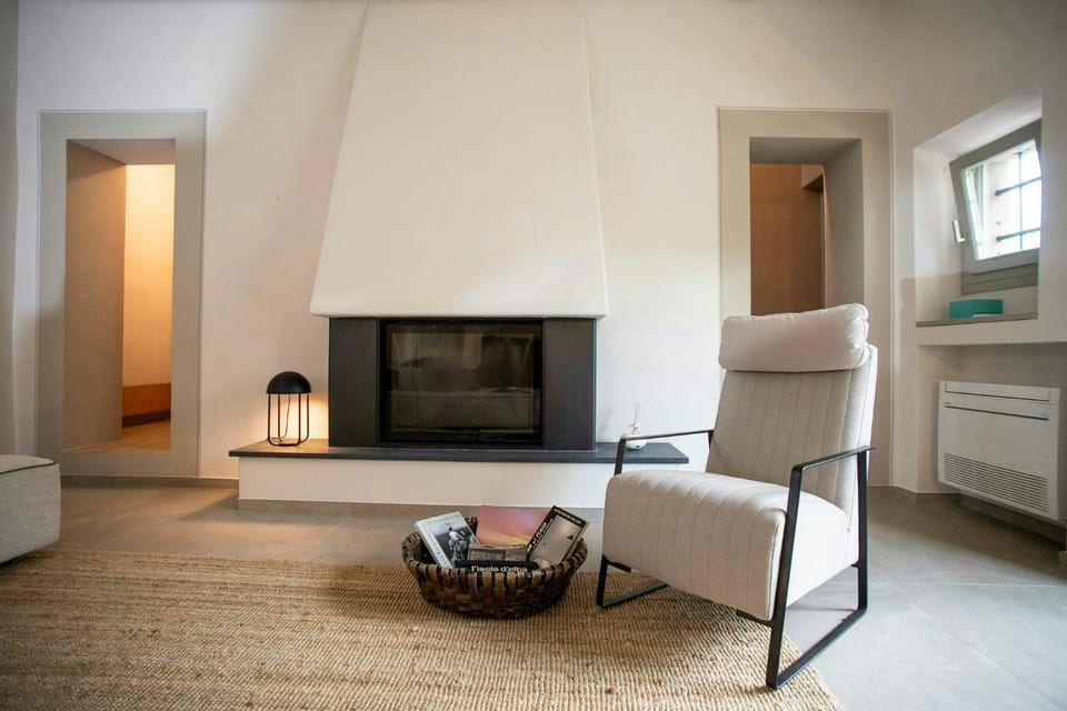19th-century modern villa near beaches on Elba House in Campo nell'Elba