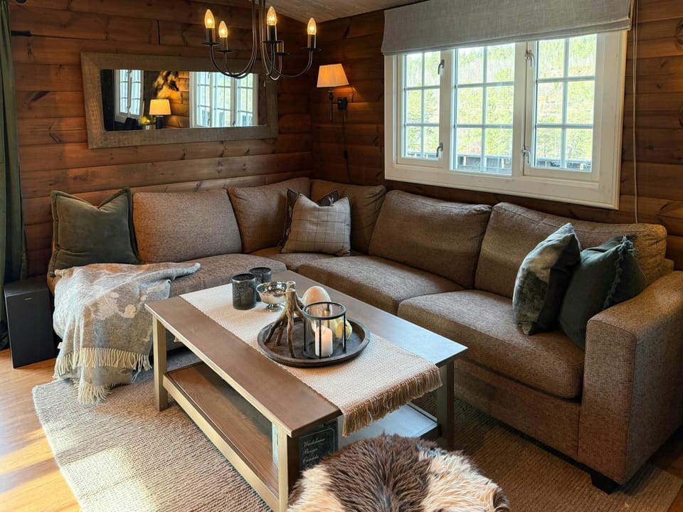 Quiet mountain cabin at Fjellsaetra Cabin in Vestland