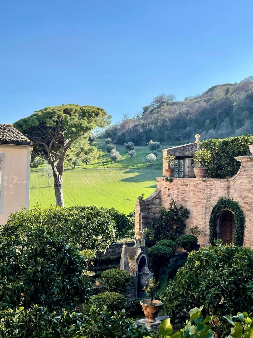 Casale with pool and views over the Adriatic House in Grottammare