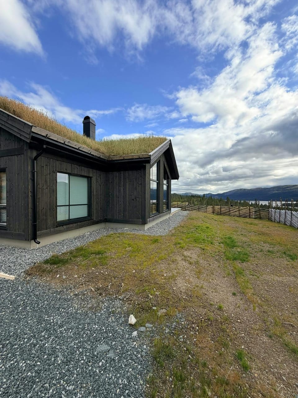 Cottage with panoramic views over Tunhovdfjorden House in Viken, Norway