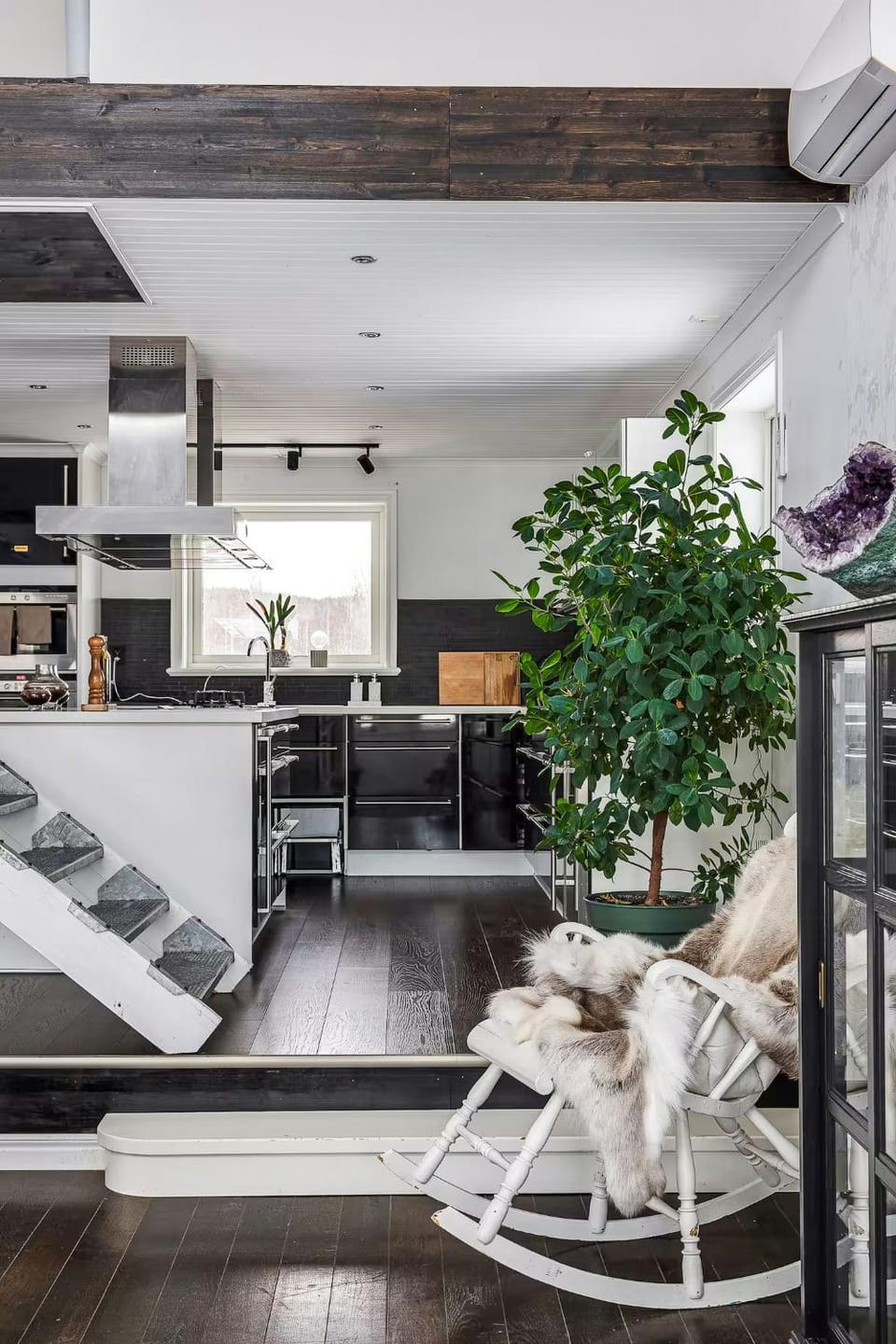 Dream house by the river with jacuzzi and sauna House in Sweden