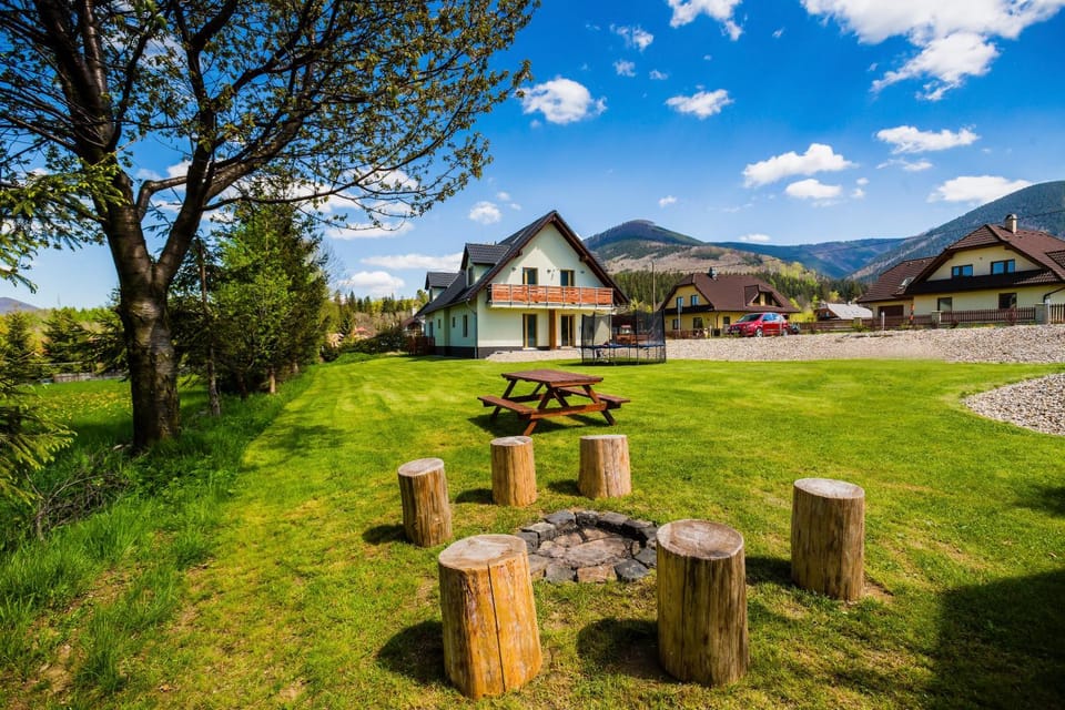BBQ facilities, Garden